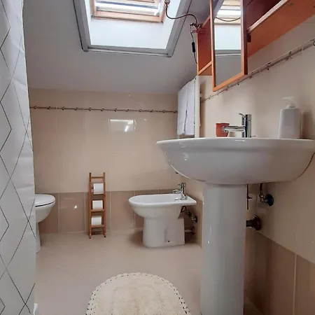 Apartment House Nubia, San Frediano, Near Ponte Vecchio, With Free Private Parking Lot *