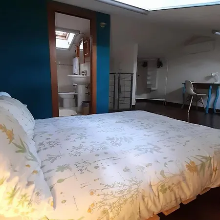 Apartment House Nubia, San Frediano, Near Ponte Vecchio, With Free Private Parking Lot Florence
