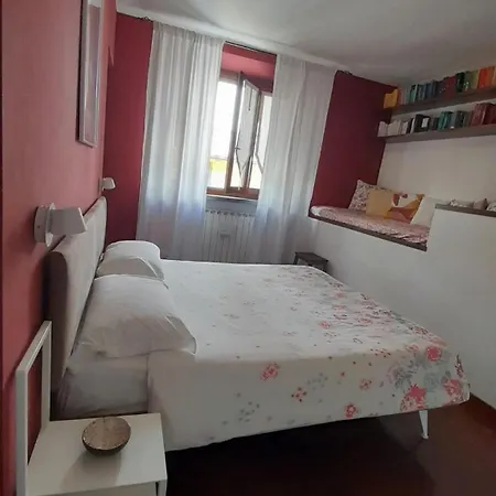 House Nubia, San Frediano, Near Ponte Vecchio, With Free Private Parking Lot Florence