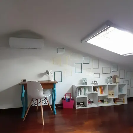 Apartment House Nubia, San Frediano, Near Ponte Vecchio, With Free Private Parking Lot