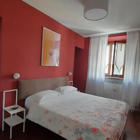 Apartment House Nubia, San Frediano, Near Ponte Vecchio, With Free Private Parking Lot