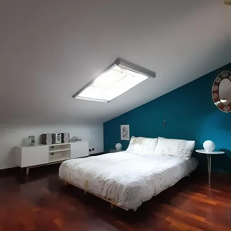 House Nubia, San Frediano, Near Ponte Vecchio, With Free Private Parking Lot